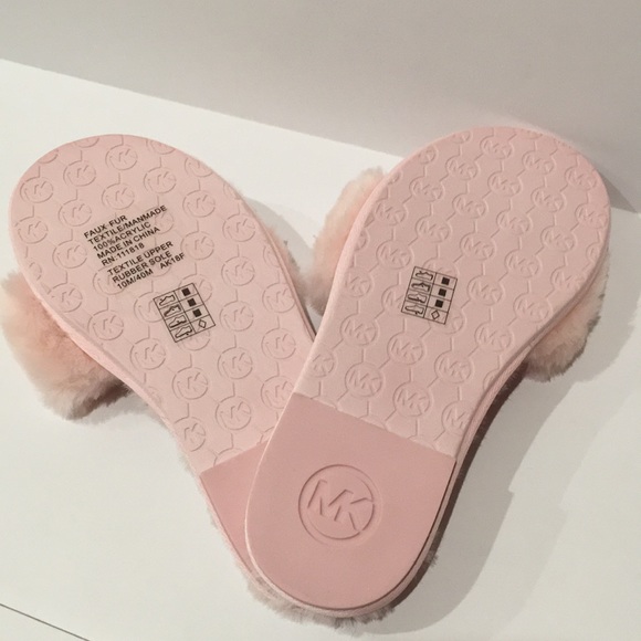 Michael Kors Pink Faux Fur Slippers - Picture 6 of 6